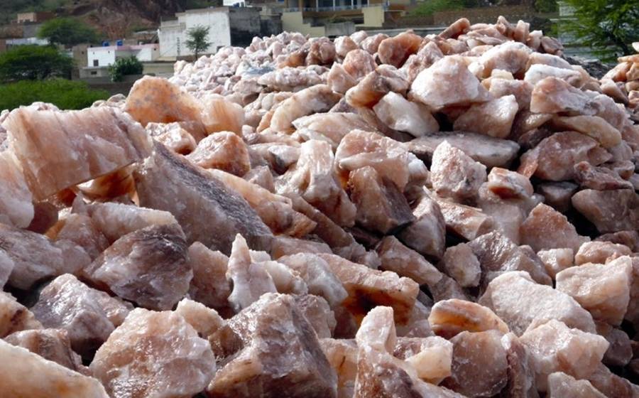 日本卖出三万天价的岩盐，在中国才值3块钱，国内土豪还敢买吗？