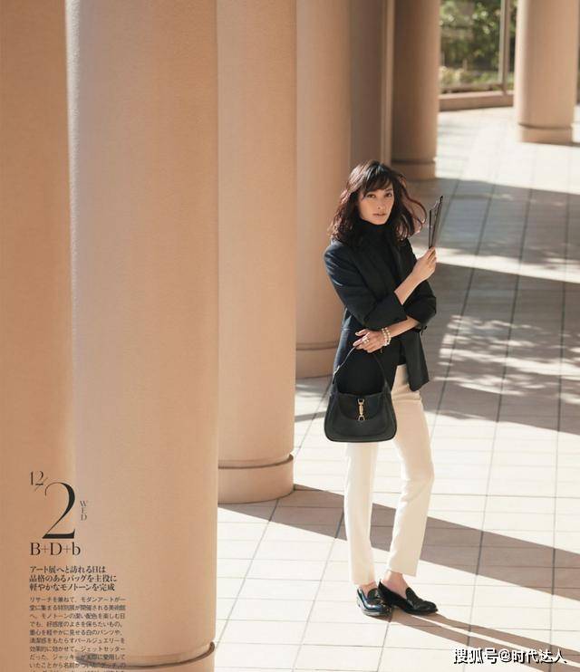 高跟鞋 鞋子重在质量不在数量,大龄女性备好这三款,时尚百搭有气质