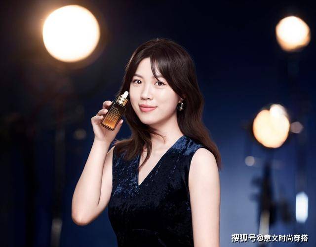 设计 杨倩代言奢侈品牌，这状态简直换了一个人，穿深V礼服太有气质了