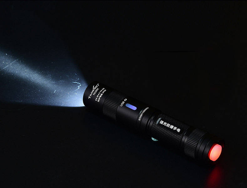 视力|LED强光防爆手电筒是否会有蓝光问题，蓝光对人体有害么？