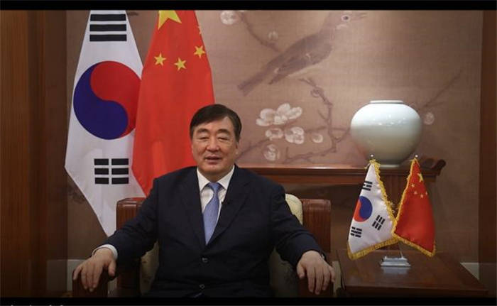 首届"汉语桥"世界小学生中文秀在韩国举行