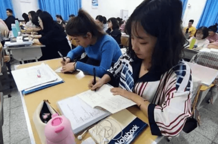 大学怎么才能实习 75014acbfe084b228781f8be744f9b29.png