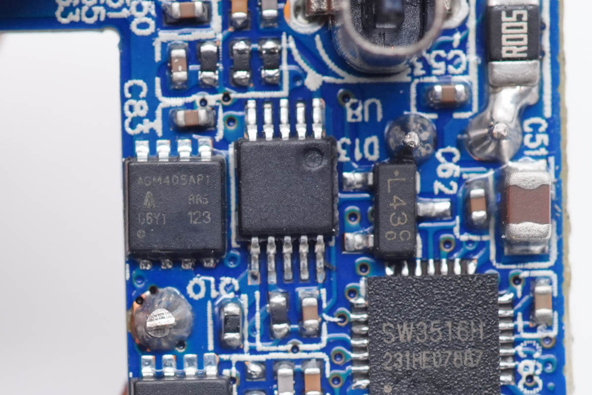 功率|内置镓未来G1N65R240PB氮化镓功率器件，绿巨能65W 2C1A氮化镓快充充电器拆解