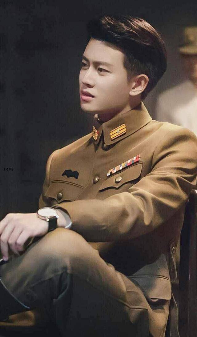 因为|他从小透明到“顶流”仅用10天，因结婚生子掉粉30万，如今再爆红2