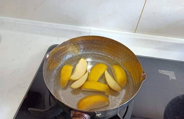 苹果|我家早餐从不买,自己做15分钟搞定,鲜香美味又营养,全部吃光光