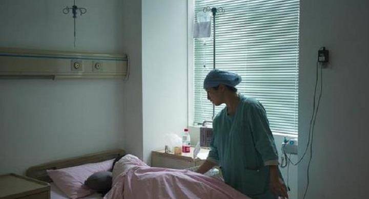 因为|产后不能洗澡，坐月子身上味道能把人“熏晕”？老人说法不能全听