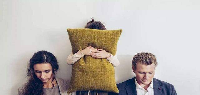 家长|家有几个娃，应该怎么养？学会几个小技巧，几娃”变“几宝