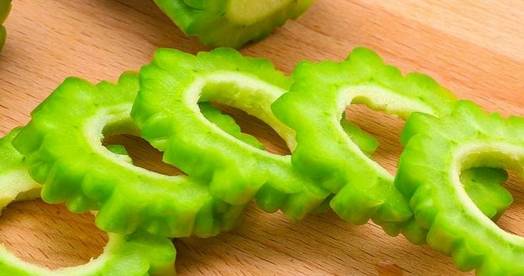 饮食|这几种食物是天然“降糖药”，闲来无事吃一点，血糖平稳往下降！