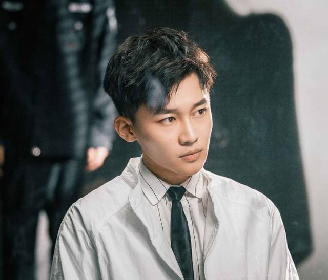 双男|双面神探：主打20+年龄层，双男主的“悬疑+喜剧”，有趣又沙雕