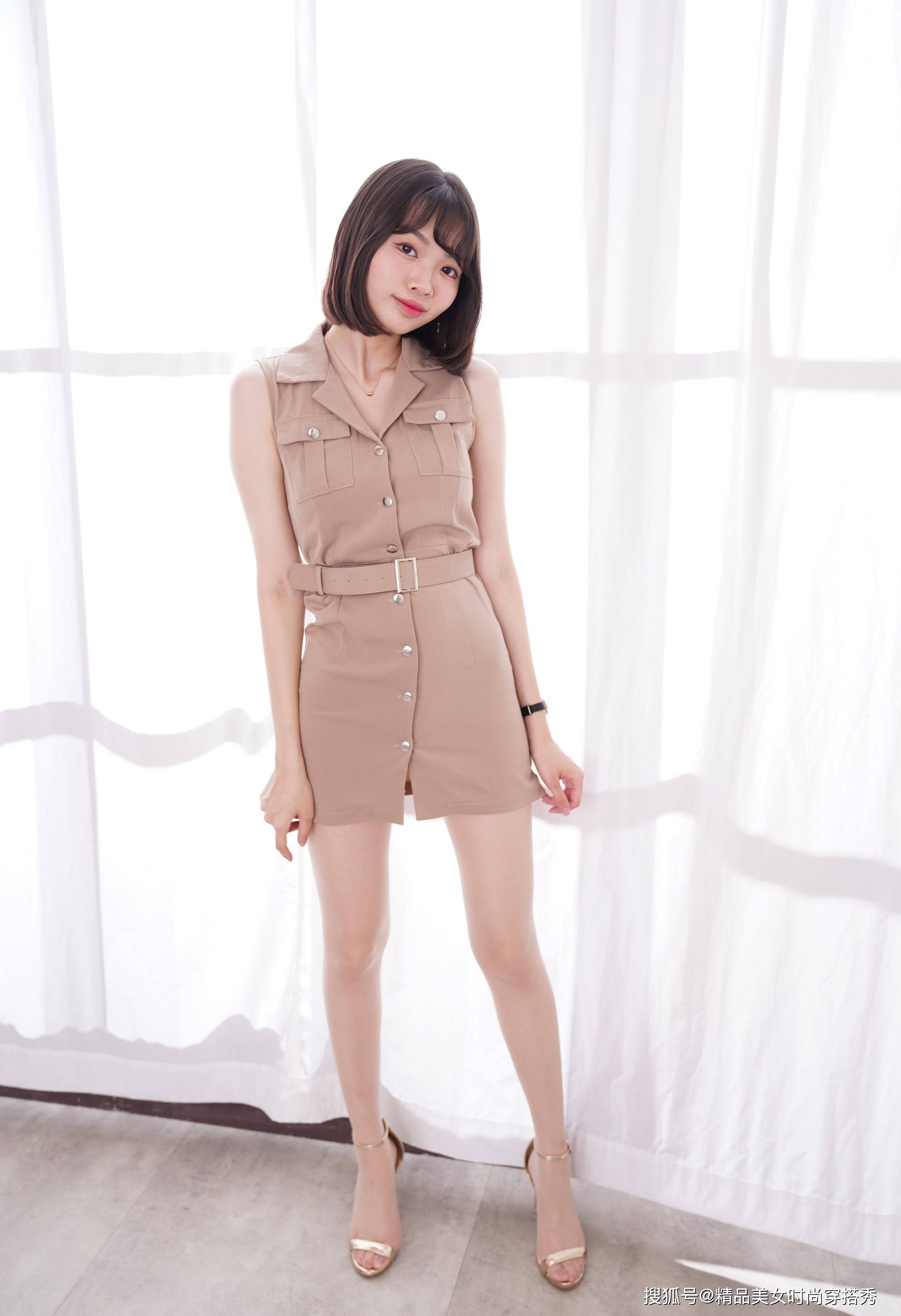 显高 卡其色的西装连衣裙显瘦显高,清新又时尚,优雅又不失魅力