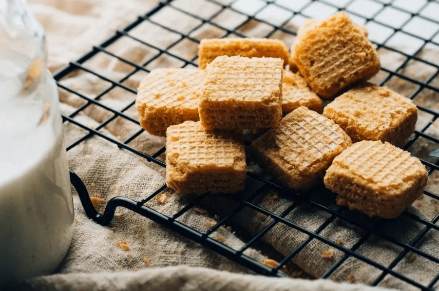 国产|从小吃到大的4款“国产饼干”,都是儿时的味道,便宜又好吃