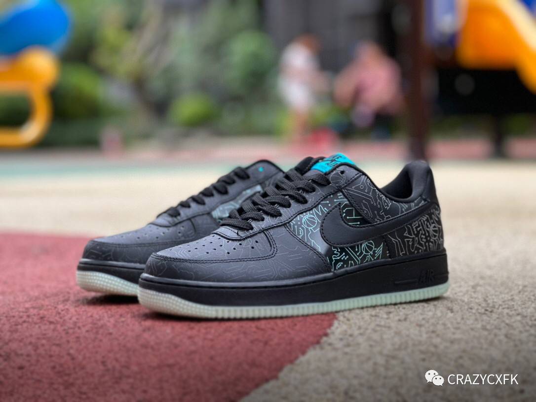 黑色 空军一号夜光联名 Space Jam x Air Force 1 Computer Chip 空中大灌篮运动鞋