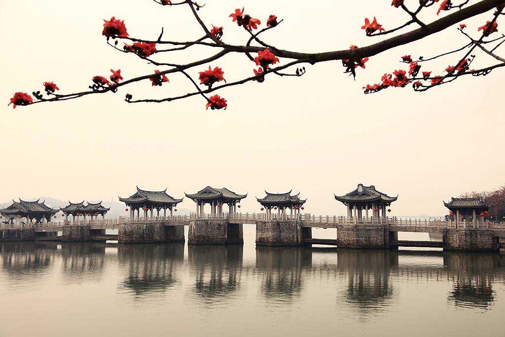 中国四大名桥之一,李嘉诚捐720万重建,这四兄弟每人各捐120万