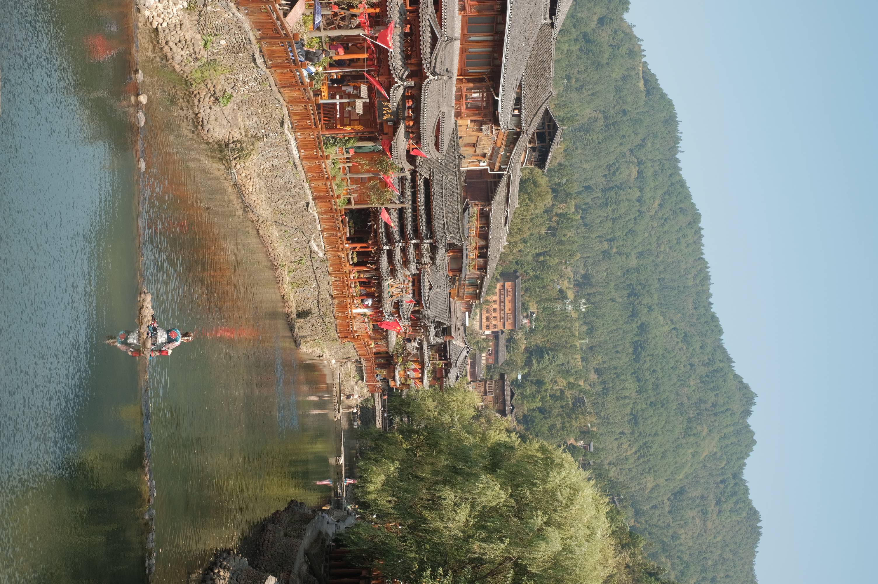 为什么这么多人去苗寨 3f637543d60b46c5a1f525bf0bfa9949.jpeg