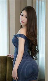 时尚 背心裙和吊带裙一直都是不会过时的时尚元素,你们喜欢吗?