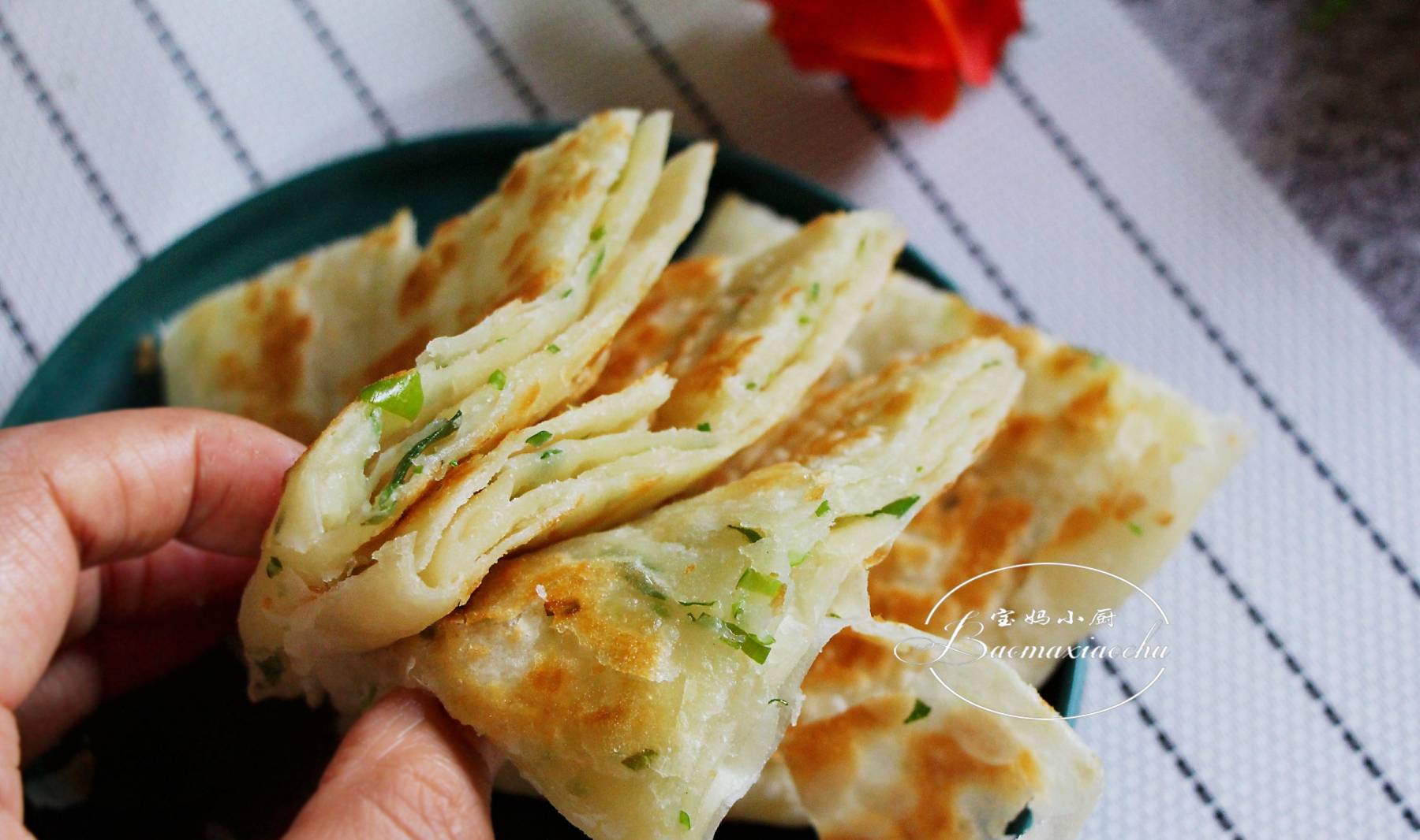 大面|晒晒我家5口人早餐,天冷不将就,暖身可口吃得香,网友:太馋人