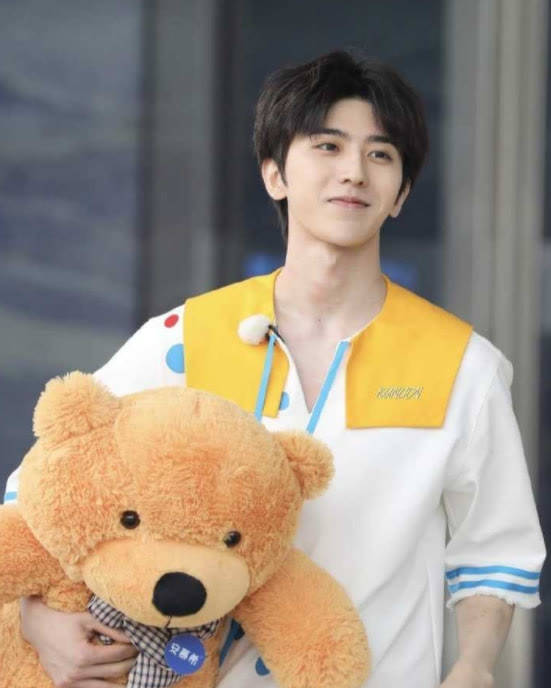 蔬菜|《跑男》黄河篇2大换血，蔡徐坤撤退林一顶替，白鹿从嘉宾成常驻