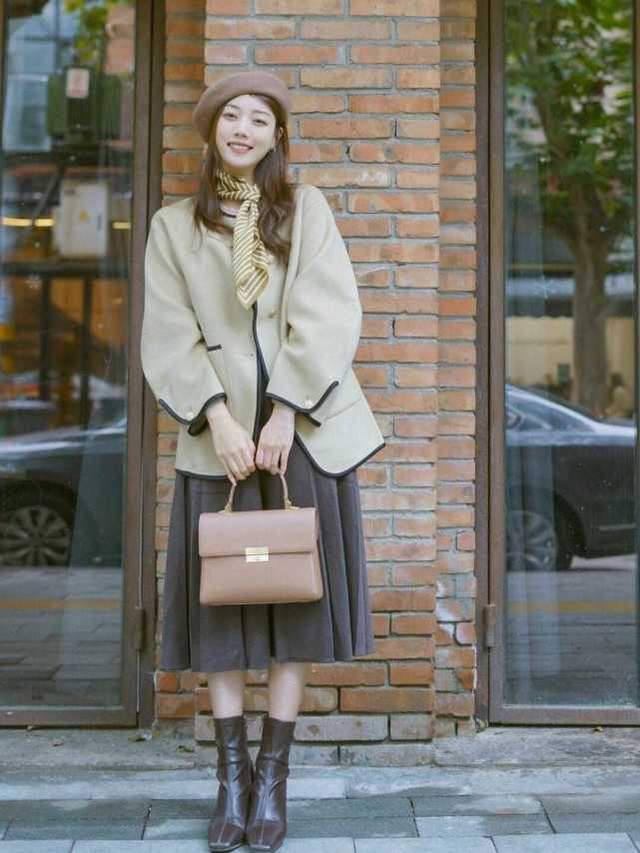身材 百褶裙你穿对了吗？配上这几件上衣温柔又时髦，还能提升气质感