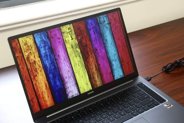 屏幕刷新率越高画面越清晰 3102d75d831e4fef9798c4604cbbb85e.jpeg