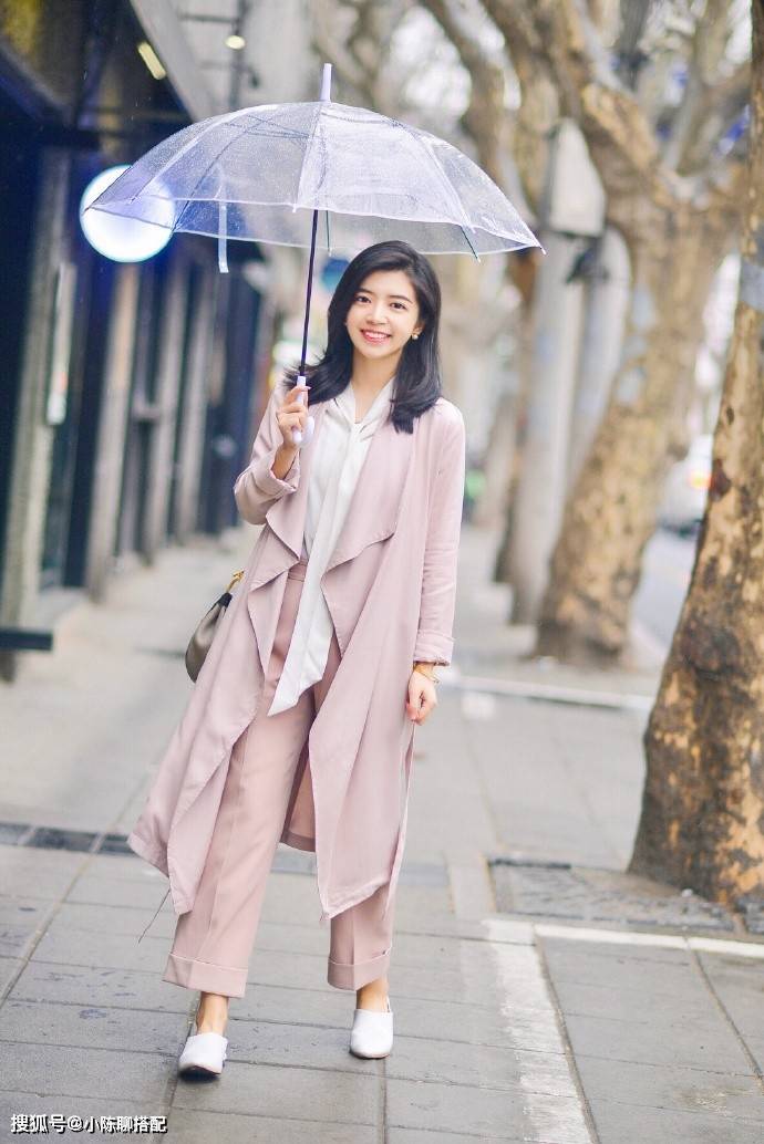三木 风衣还在这么穿？跟着三木学，让经典不再千篇一律