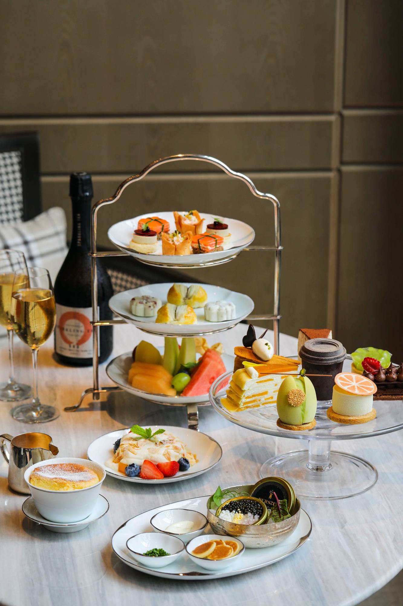 等时令水果融入创意新趣,造型独特的甜品中,感受与众不同的精致下午茶