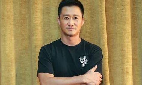 因为|吴京动了谁的底线？票房大爆却无人祝贺，娱乐圈为何集体“失声”