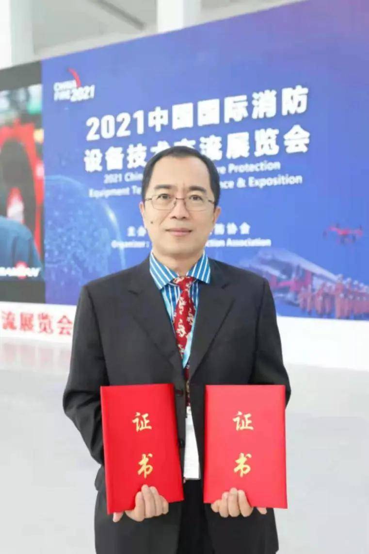 贴近实战不断创新颠覆传统只为实用访上海天本实业有限公司董事长杨峰