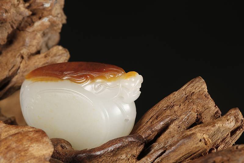 臻品丨龙蛋挂件新疆和田籽料邀您共赏
