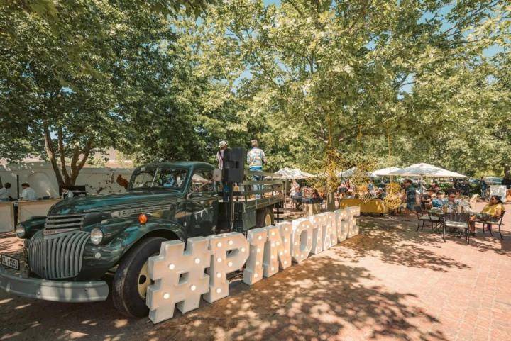 果香|【中喜酒业】国际比诺塔吉日：小众葡萄品种，却是扬名南非的国宝级葡萄！