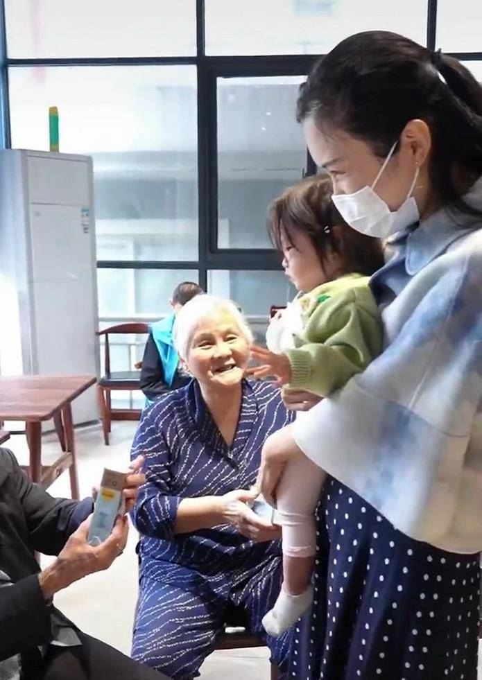 70岁以上养老院价格 fa96ffcde31d41df9f8438f6e45cff9b.jpeg