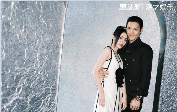 完孩子|向华强儿子向左晒与郭碧婷的合照，疑似怀孕，网友：准备要二胎