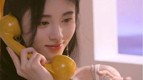 曲线美新依美美容：钓系纯欲风绝了！注意这3点，你也能又纯又撩！