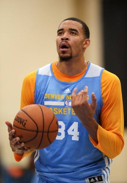 原创一次扣进3个篮球吉尼斯世界纪录保持者这是贾维尔麦基的故事