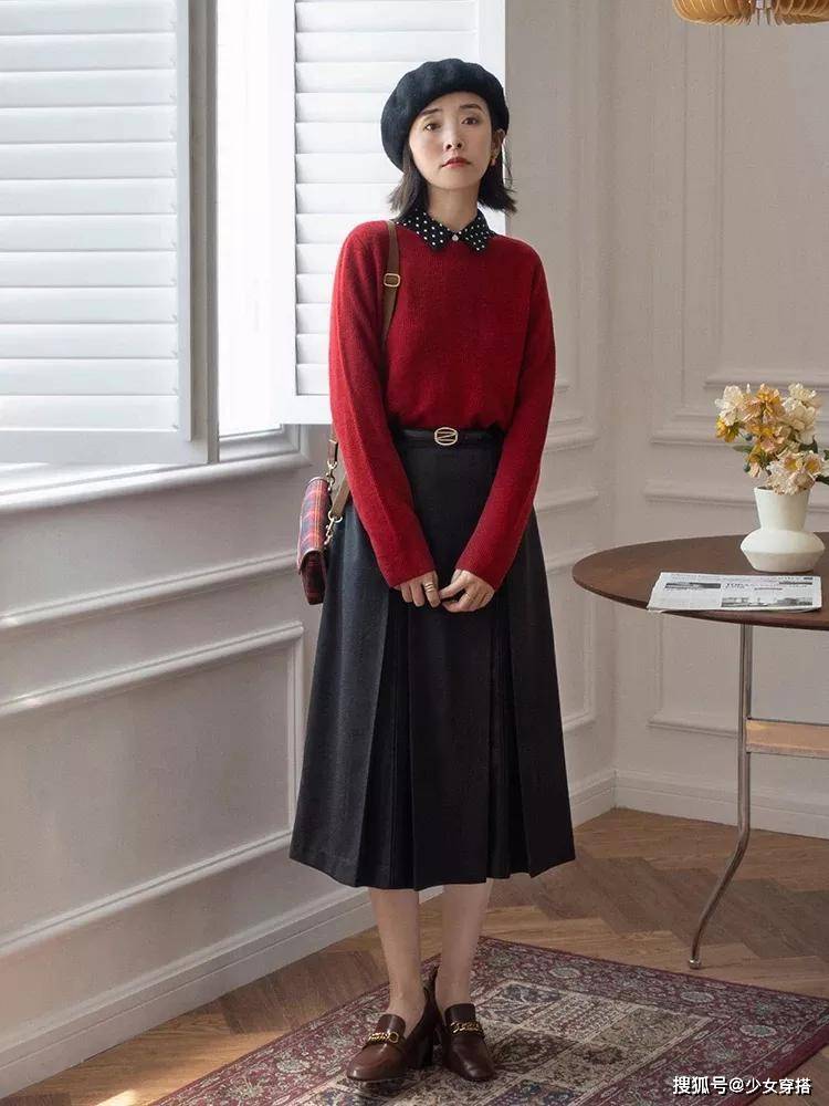 黑色 秋天怎么穿？用色彩打破秋天的萧瑟，穿出温暖与明媚，减龄又好看