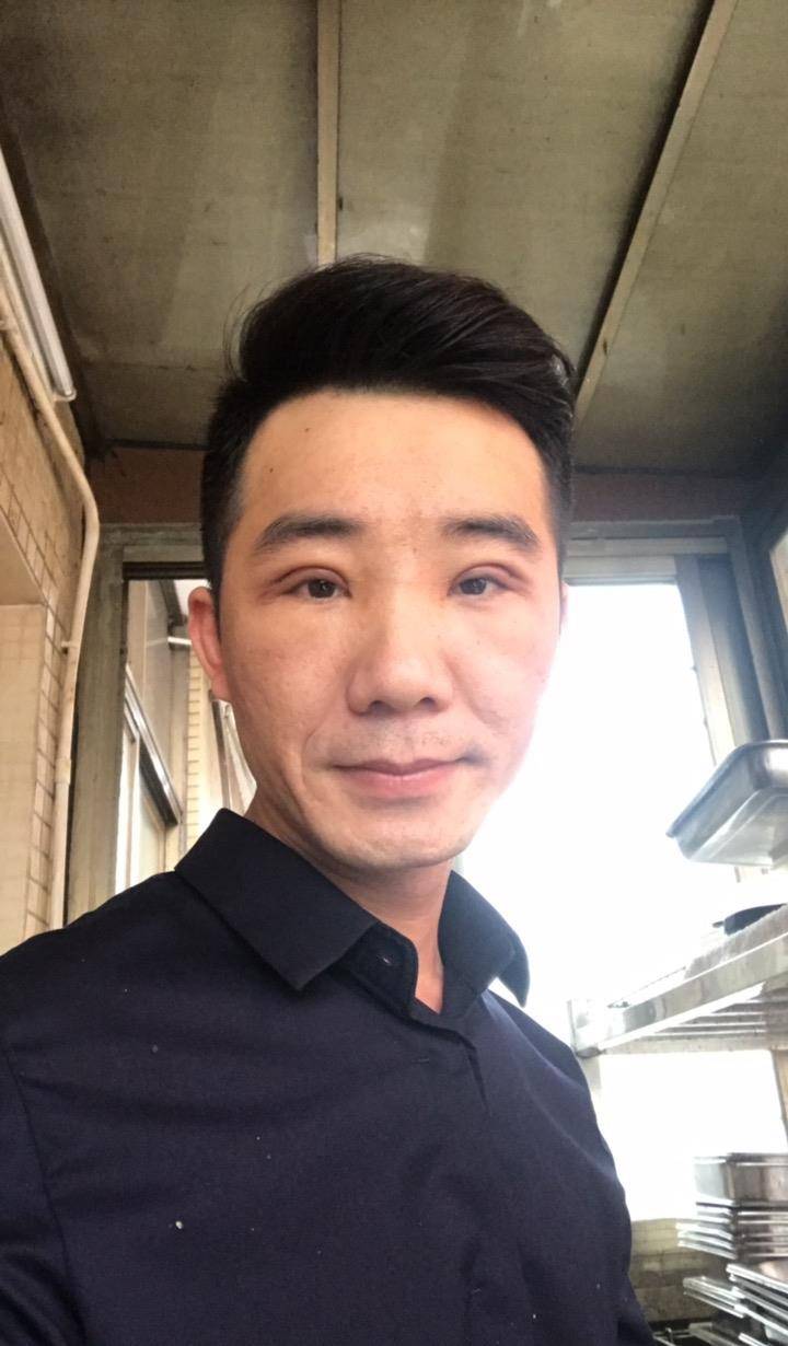 单眼皮那些做了双眼皮手术的男生变成男神了吗？