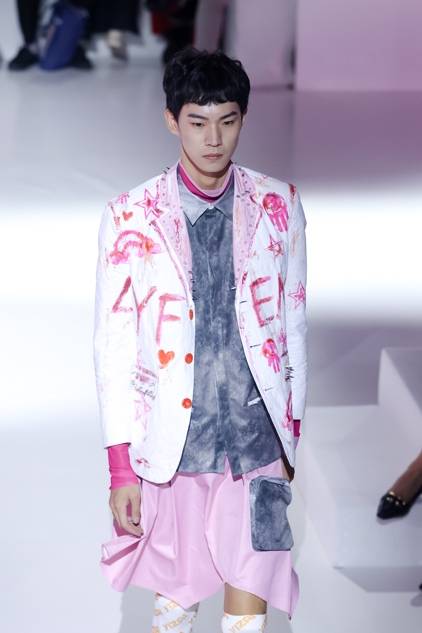 品牌|来伊份21周年鲜潮盛典火爆魔都 跨圈破局精准触达Z世代