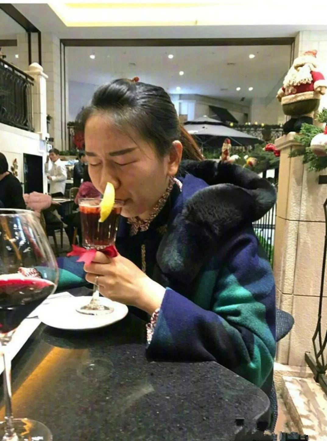 感觉老公们是如何把“拍丑照”做到全国统一的？