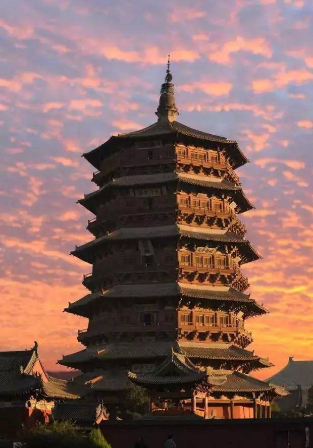 这座举世闻名的木塔为何会被誉为“千年不倒翁”？
