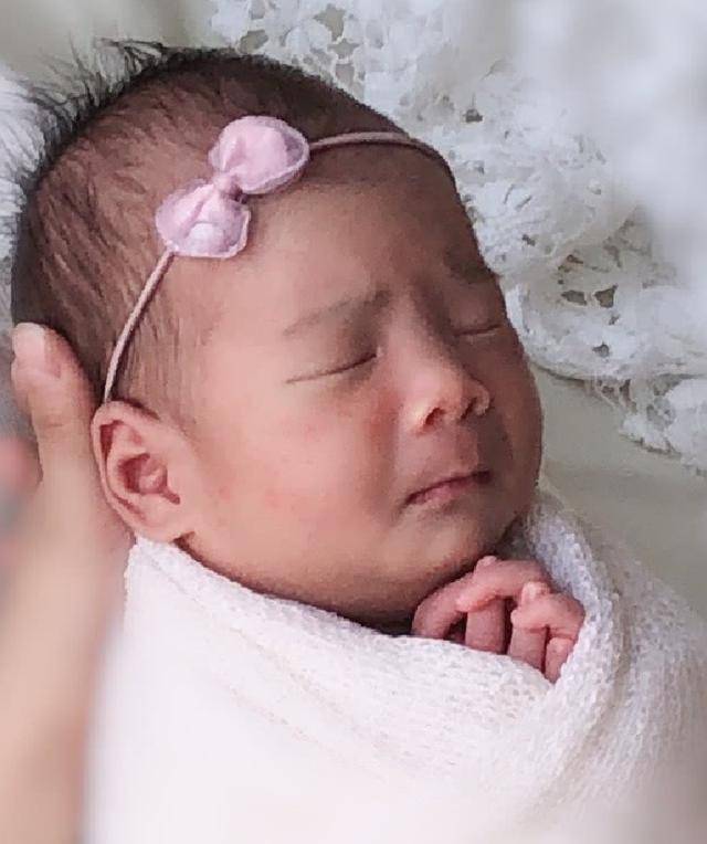 官宣|双喜临门!边潇潇38岁生日官宣喜讯,晒二胎萌照庆满月