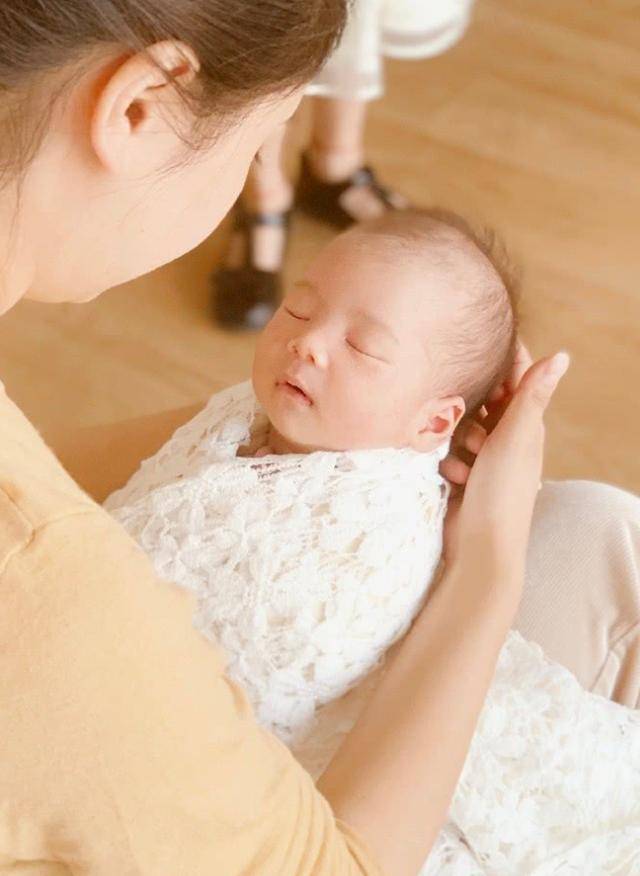 官宣|双喜临门!边潇潇38岁生日官宣喜讯,晒二胎萌照庆满月