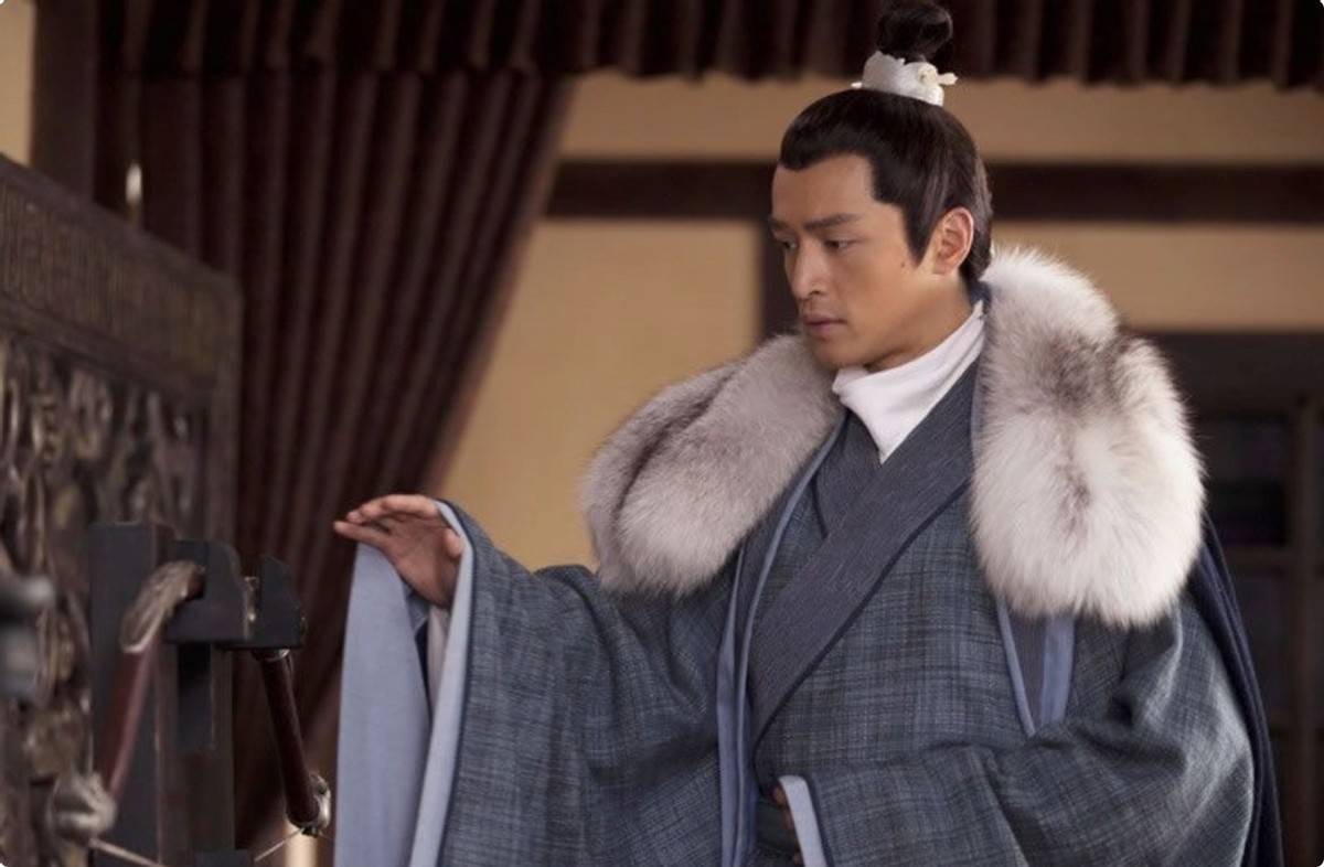 何况,《琅琊榜3》在编剧团队上,也是下了狠手,再次请来了打造《琅琊榜