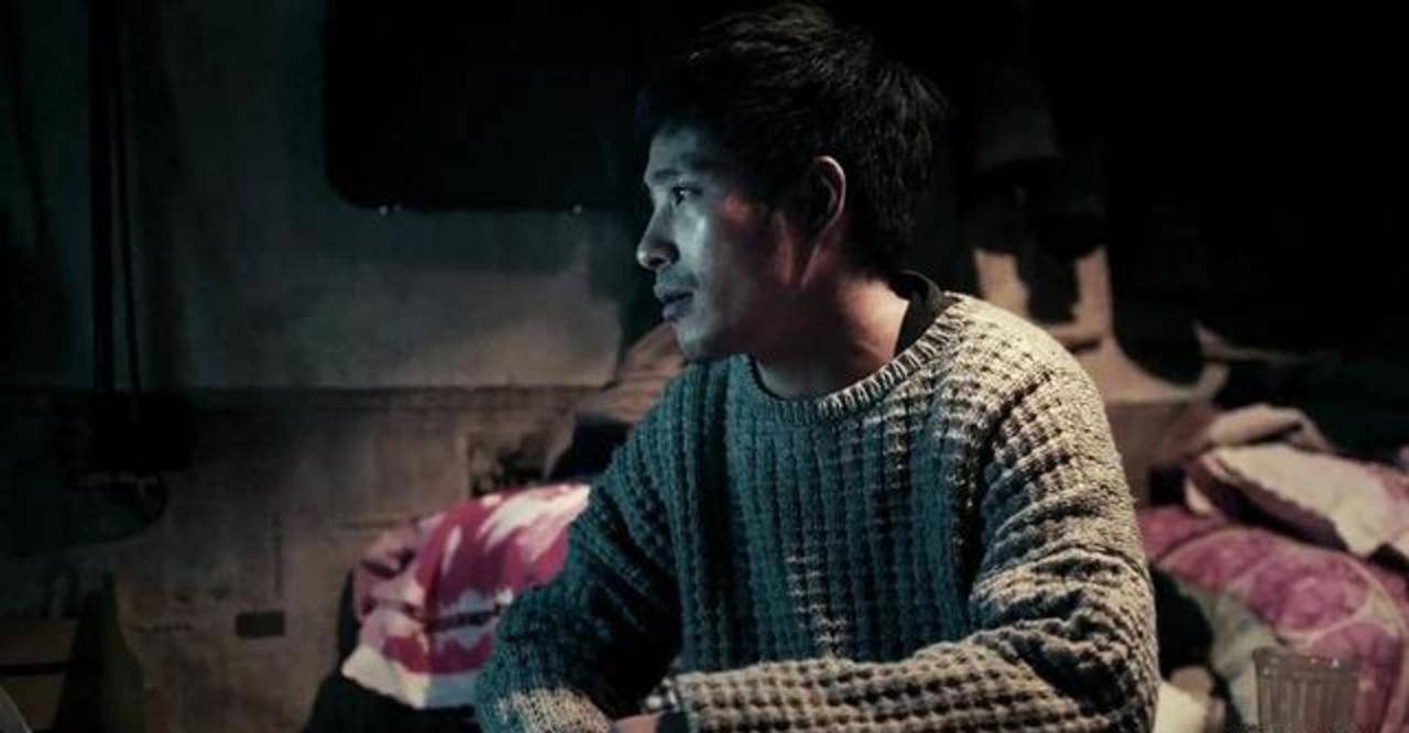 丁永利|《双探》尝试拼接案件原貌，范晓媛只是观众追剧的诱饵：悬崖挂壁