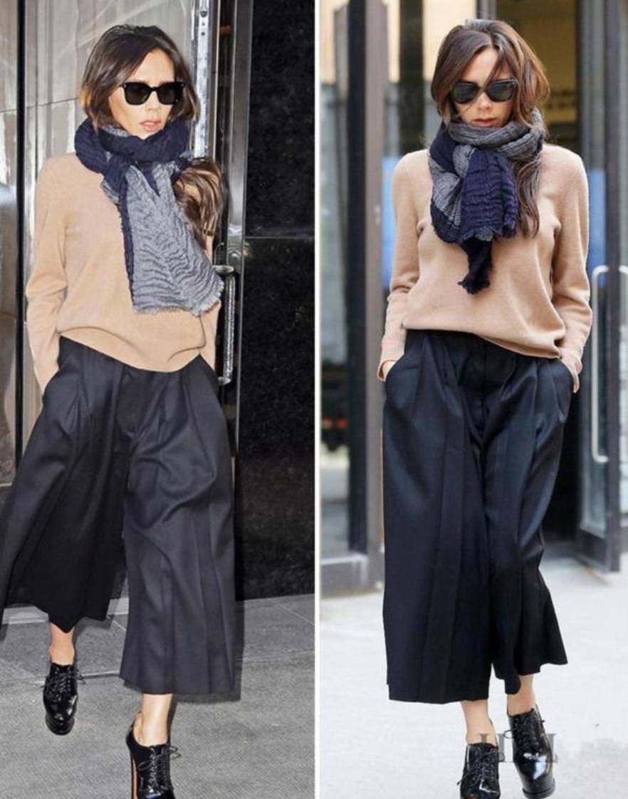 黑色 卢靖姗随韩庚参加活动，她身穿法式服装亮相，混血脸显得太高级了