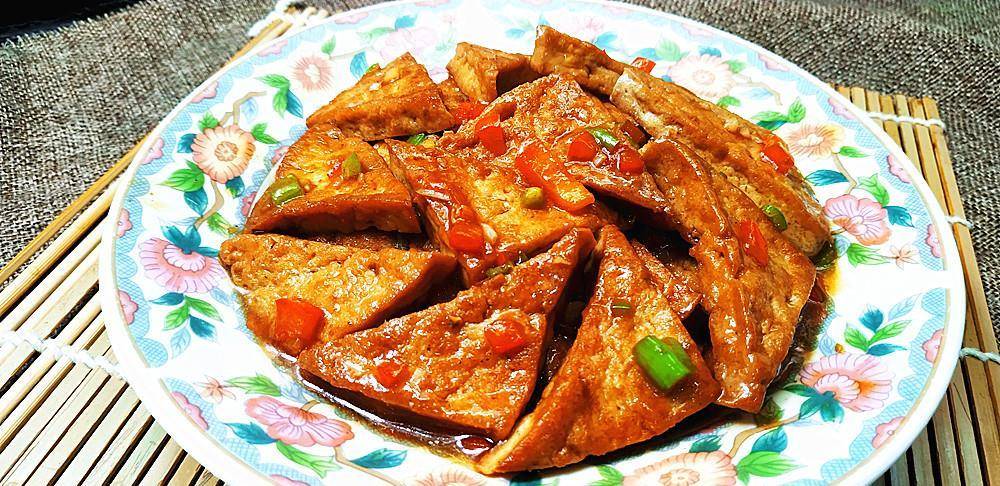 简单易学的家常菜焦溜豆腐,外焦里嫩,酸甜开胃,美味十足!