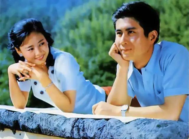 海市蜃楼|80年代十大“现象”佳片,《少林寺》1.6亿,《红高粱》获奖无数?