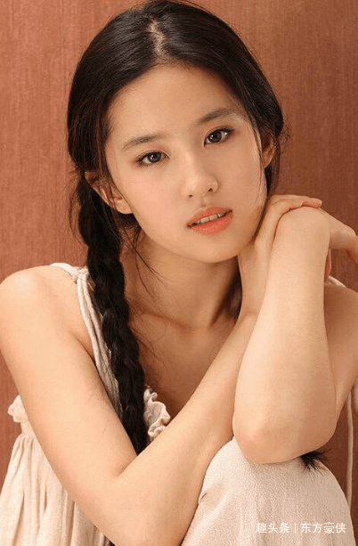 眼睛娱乐圈没动刀整容纯天然美丽的十大女星