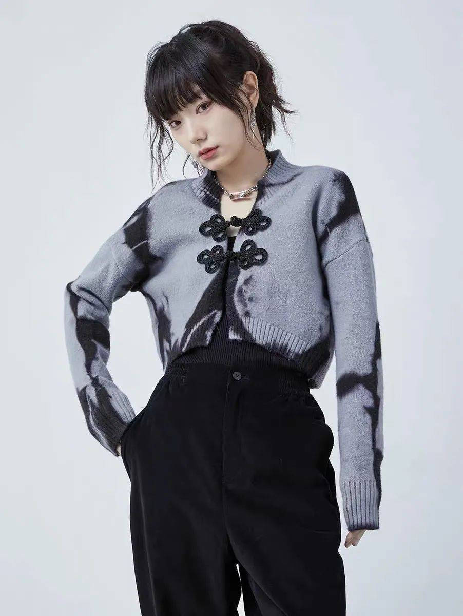 趋势 今秋打死都不要买的几件雷品，真的太土气了！