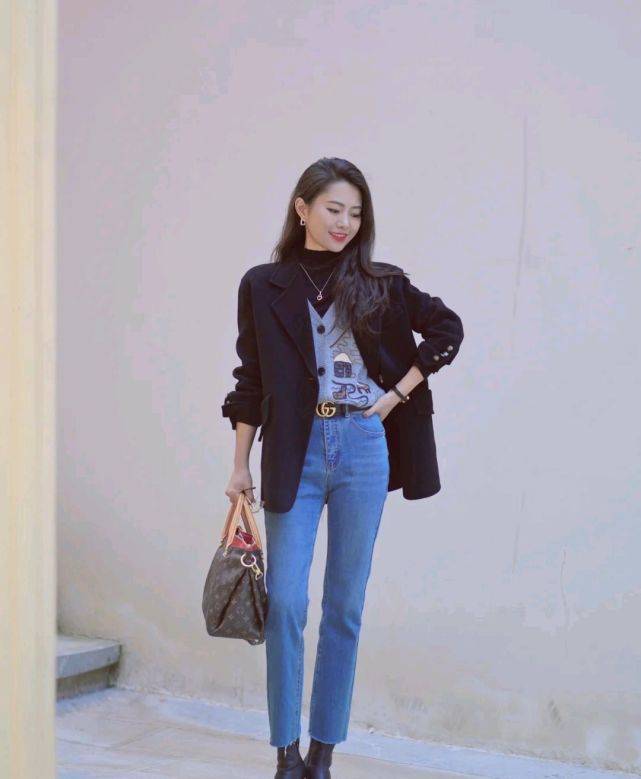 服装 寒气来袭,怎么搭配才能做到时尚与保暖并存?这三套穿搭值得借鉴