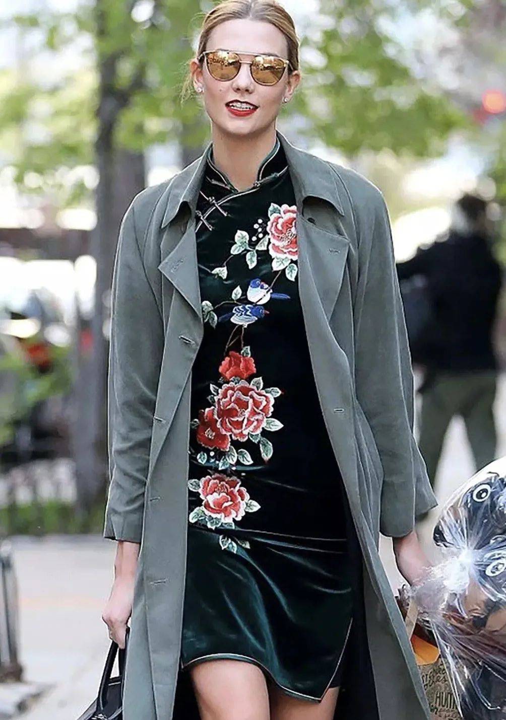 趋势 今秋打死都不要买的几件雷品，真的太土气了！