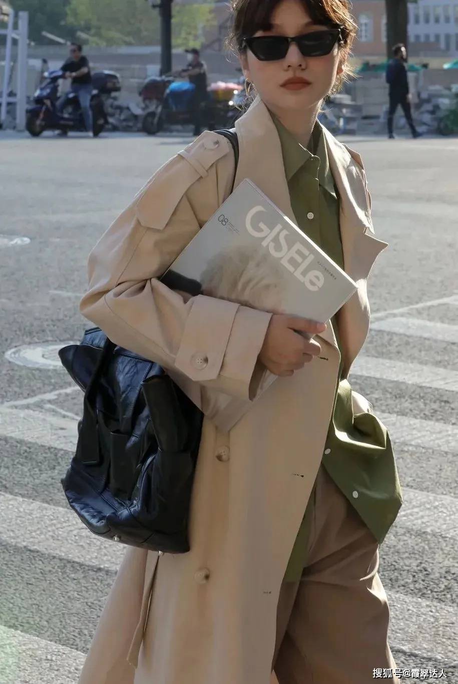 银灰色 初秋风衣怎么穿？看这一篇就够了！